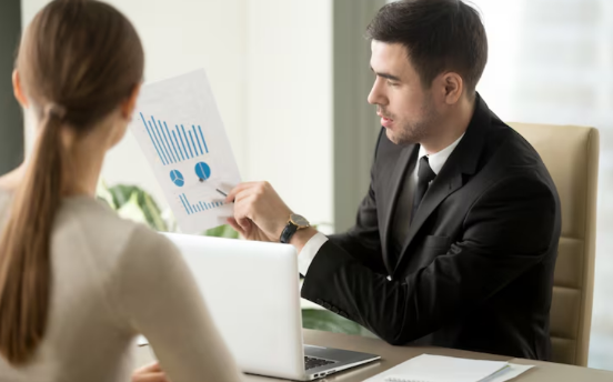 How a Financial Advisor Helps You Create a Personalized Wealth Strategy